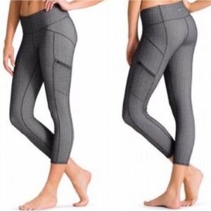 Athleta Gray Tweed Cropped Leggings Zipper Pockets Women's Small S Athletic EUC